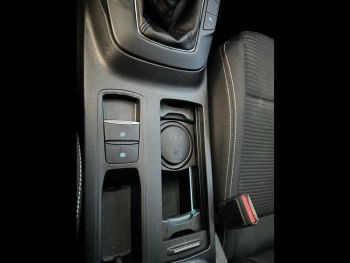 Photo 20 du bon plan FORD Focus SW 1.0 EcoBoost 125ch Titanium 96g occasion à 14480 €