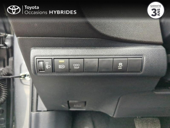Photo 23 du bon plan TOYOTA Corolla Touring Spt 1.8 140ch Design MY24 occasion à 28290 €