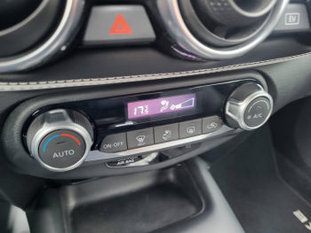 Photo 22 du bon plan NISSAN Juke 1.6 Hybrid 143ch PremiÃ¨re Edition 2023 occasion à 22990 €