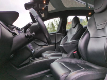 Photo 17 du bon plan TESLA Model S 100D Dual Motor occasion à 28990 €