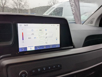 Photo 20 du bon plan FORD Transit Courier VUL 1.0 EcoBoost 100ch Trend occasion à 20942 €