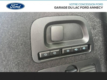 Photo 25 du bon plan FORD Galaxy 2.5 Duratec 190ch Hybrid Titanium Business eCVT occasion à 34590 €