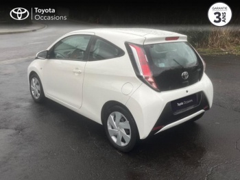 Photo 2 du bon plan TOYOTA Aygo 1.0 VVT-i 69ch x-play x-shift 3p occasion à 9990 €