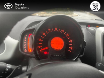 Photo 14 du bon plan TOYOTA Aygo 1.0 VVT-i 69ch x-play x-shift 3p occasion à 9990 €