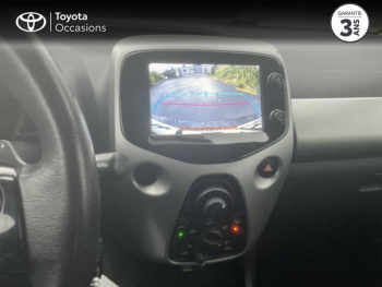 Photo 24 du bon plan TOYOTA Aygo 1.0 VVT-i 69ch x-play x-shift 3p occasion à 9990 €
