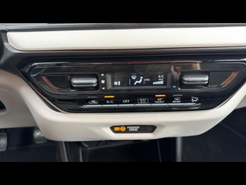 Photo 13 du bon plan SUZUKI Swift 1.2 Hybrid 83ch Avantage occasion à 16990 €