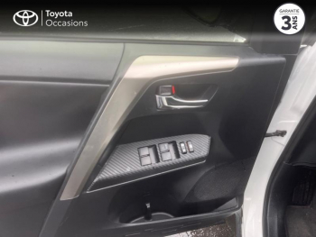 Photo 22 du bon plan TOYOTA RAV4 150 D-4D Life AWD occasion à 14990 €