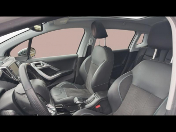 Photo 12 du bon plan PEUGEOT 2008 1.2 PureTech 110ch Crossway S&S occasion à 8490 €