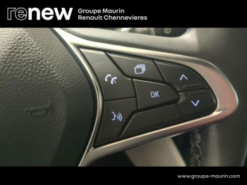 Photo 17 du bon plan RENAULT Clio 1.6 E-Tech hybride 145ch Techno occasion à 17999 €