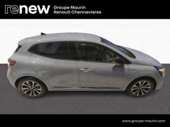 Photo 4 du bon plan RENAULT Clio 1.6 E-Tech 145ch full hybrid Techno - 24 occasion à 20990 €