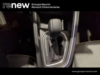 Photo 44 du bon plan RENAULT Clio 1.6 E-Tech 145ch full hybrid Techno - 24 occasion à 20990 €