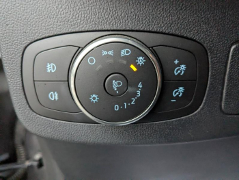 Photo 9 du bon plan FORD Puma 1.0 EcoBoost 125ch S&S mHEV ST-Line Design 2 Powershift occasion à 17900 €