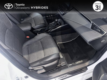 Photo 6 du bon plan TOYOTA Corolla 1.8 140ch Design MY24 occasion à 25980 €