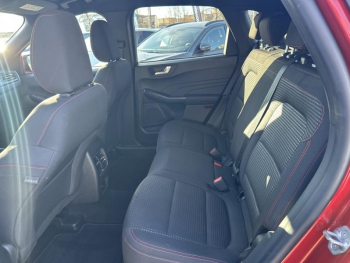 Photo 11 du bon plan FORD Kuga 2.5 Duratec 190ch FHEV E85 ST-Line BVA occasion à 25490 €