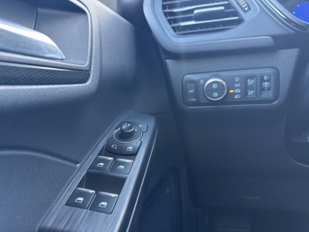 Photo 12 du bon plan FORD Kuga 2.5 Duratec 190ch FHEV E85 ST-Line BVA occasion à 25490 €