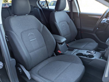 Photo 19 du bon plan FORD Focus Active 1.5 EcoBoost 150ch Active V BVA occasion à 14990 €