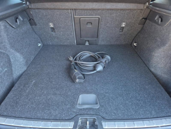 Photo 7 du bon plan VOLVO XC40 T4 Recharge 129 + 82ch Inscription Luxe DCT 7 occasion à 28390 €