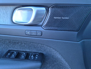 Photo 21 du bon plan VOLVO XC40 T4 Recharge 129 + 82ch Inscription Luxe DCT 7 occasion à 28390 €