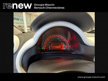 Photo 21 du bon plan RENAULT Twingo 1.0 SCe 65ch Zen - 21MY occasion à 10590 €