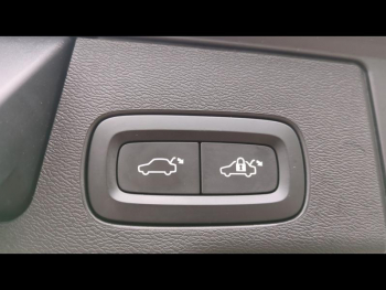 Photo 14 du bon plan VOLVO XC60 T8 AWD 310 + 145ch Polestar Engineered Geartronic occasion à 55490 €