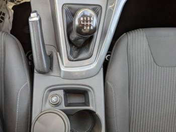 Photo 14 du bon plan FORD Focus 1.0 SCTi 125ch EcoBoost Stop&Start Titanium 4p occasion à 6990 €