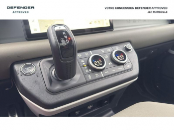Photo 19 du bon plan LAND-ROVER Defender 110 2.0 P400e S occasion à 89870 €