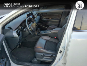 Photo 11 du bon plan TOYOTA C-HR 122h Distinctive 2WD E-CVT RC18 occasion à 16980 €