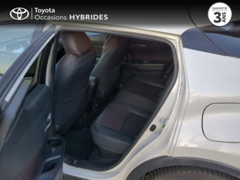 Photo 12 du bon plan TOYOTA C-HR 122h Distinctive 2WD E-CVT RC18 occasion à 16980 €