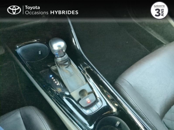 Photo 20 du bon plan TOYOTA C-HR 122h Distinctive 2WD E-CVT RC18 occasion à 16980 €