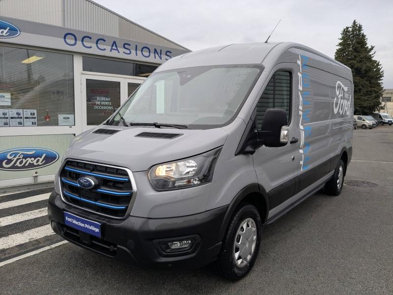 Bon plan FORD Transit 2T Fg VUL PE 350 L3H2 135 kW Batterie 75/68 kWh Trend Business occasion à 37453 €