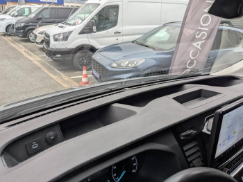 Photo 22 du bon plan FORD Transit 2T Fg VUL PE 350 L3H2 135 kW Batterie 75/68 kWh Trend Business occasion à 37453 €