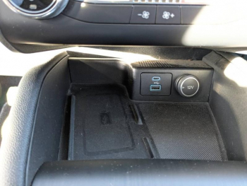 Photo 15 du bon plan FORD Kuga 2.5 Duratec 225ch PowerSplit PHEV Titanium e-CVT 13cv occasion à 19990 €