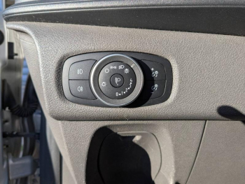 Photo 16 du bon plan FORD Transit Custom Fg VUL 290 L1H1 2.0 EcoBlue 185 S&S Sport BVA6 occasion à 31990 €