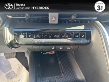 Photo 10 du bon plan TOYOTA C-HR 1.8 Hybride 140ch Design NG23 occasion à 26990 €