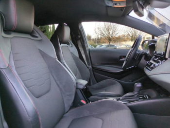 Photo 12 du bon plan TOYOTA Corolla Touring Spt 180h Collection MY20 occasion à 16900 €