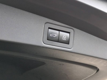 Photo 24 du bon plan TOYOTA Corolla Touring Spt 180h Collection MY20 occasion à 16900 €