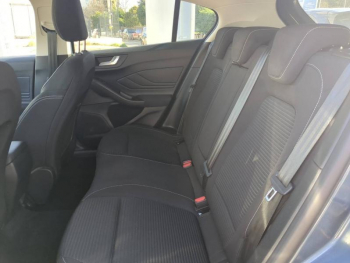 Photo 11 du bon plan FORD Focus 1.0 Flexifuel mHEV 125ch Titanium Style occasion à 17990 €