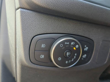 Photo 15 du bon plan FORD Focus 1.0 Flexifuel mHEV 125ch Titanium Style occasion à 17990 €