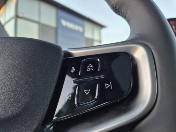 Photo 34 du bon plan VOLVO EX30 Single Extended Range 272ch Ultra occasion à 42450 €