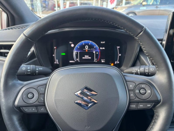 Photo 21 du bon plan SUZUKI Swace 1.8 Hybrid 140ch Pack occasion à 22990 €