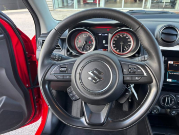 Photo 16 du bon plan SUZUKI Swift 1.2 Dualjet Hybrid 83ch PrivilÃ¨ge occasion à 14990 €