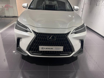 Photo 2 du bon plan LEXUS NX 350h Executive 4WD MY24 occasion à 45990 €