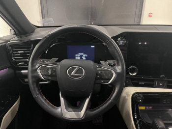 Photo 12 du bon plan LEXUS NX 350h Executive 4WD MY24 occasion à 45990 €