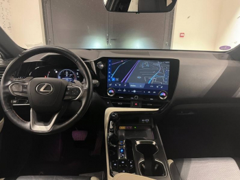 Photo 13 du bon plan LEXUS NX 350h Executive 4WD MY24 occasion à 45990 €