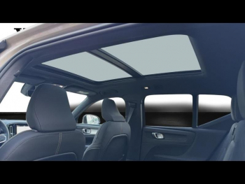 Photo 15 du bon plan VOLVO XC40 B3 163ch Ultra DCT 7 occasion à 46240 €