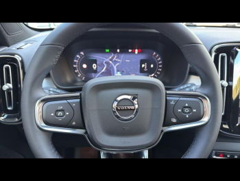 Photo 22 du bon plan VOLVO XC40 B3 163ch Ultra DCT 7 occasion à 46240 €