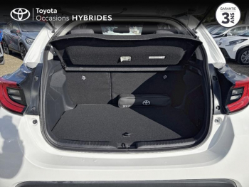 Photo 10 du bon plan TOYOTA Yaris 116h Design 5p MY22 occasion à 18989 €