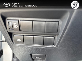 Photo 22 du bon plan TOYOTA Yaris 116h Design 5p MY22 occasion à 18989 €