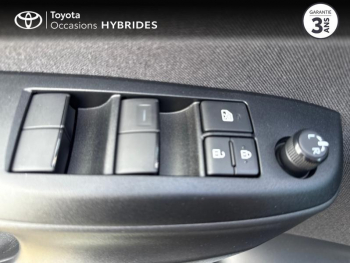 Photo 23 du bon plan TOYOTA Yaris 116h Design 5p MY22 occasion à 18989 €