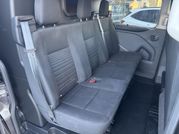 Photo 15 du bon plan FORD Transit Custom Fg VUL 320 L1H1 2.0 EcoBlue 170 Cabine Approfondie Limited occasion à 26989 €